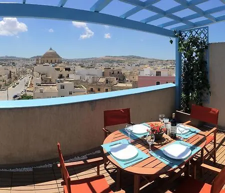 Penthouse With Fantastic Views! 아파트 *